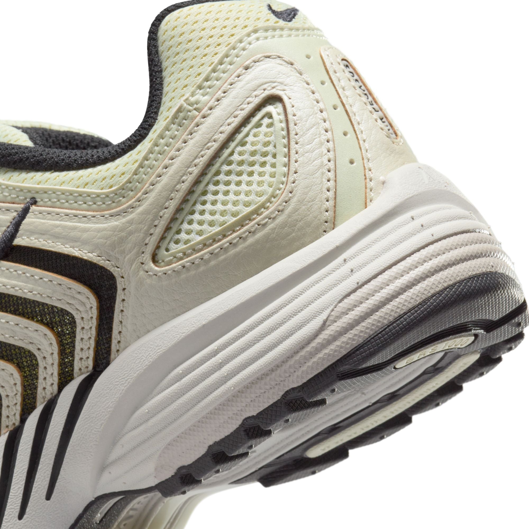 Women's Air Pegasus 2005 - INVINCIBLE