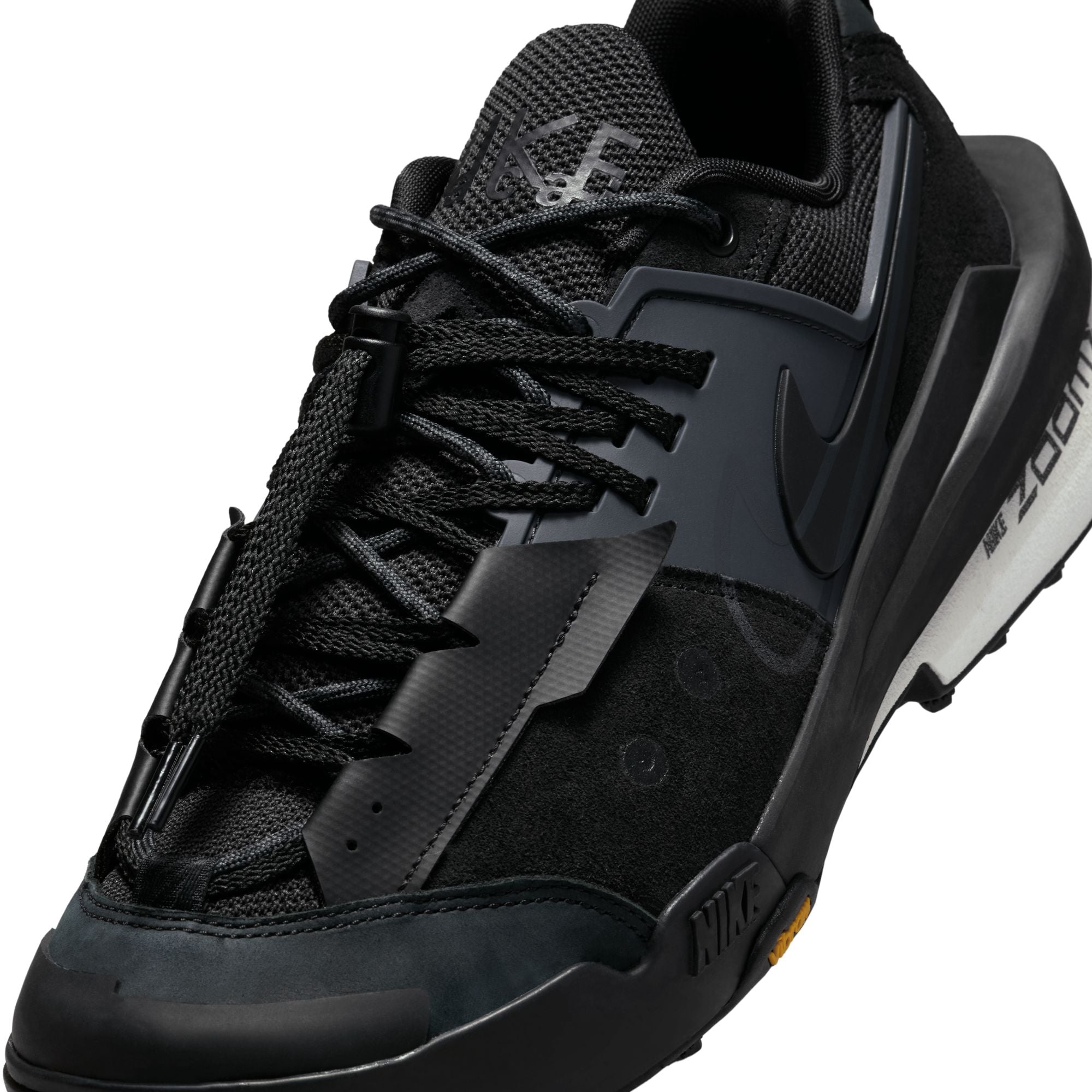 Zegamadome x Sacai 'Black' - INVINCIBLE