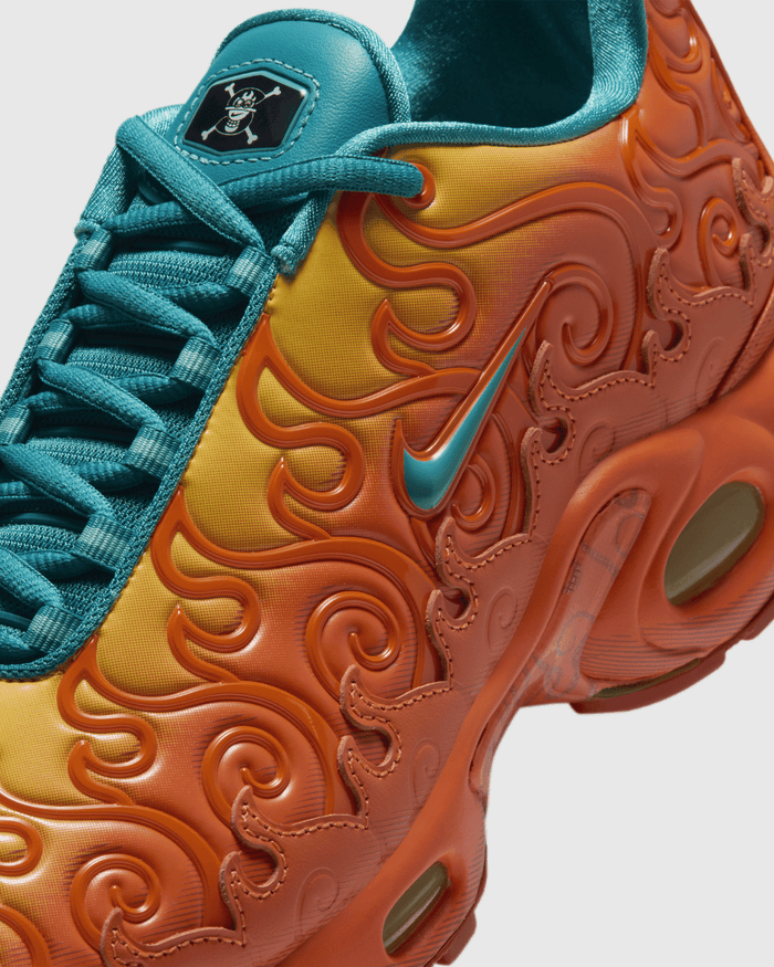 Nike x One Piece