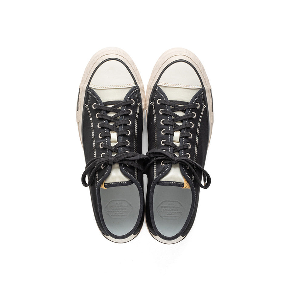 
                  
                    Skagway Lo - INVINCIBLE
                  
                