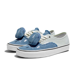 
                  
                    Tagi. x Vans Authentic Frayed - INVINCIBLE
                  
                