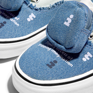 
                  
                    Tagi. x Vans Authentic Frayed - INVINCIBLE
                  
                