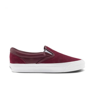 
                  
                    UA OG Classic Slip-On LX - INVINCIBLE
                  
                