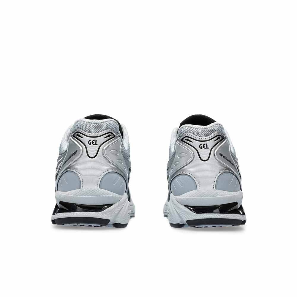 
                  
                    Gel-Kayano Legacy - INVINCIBLE
                  
                