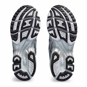 
                  
                    Gel-Kayano Legacy - INVINCIBLE
                  
                