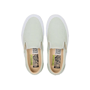 
                  
                    UA Classic Slip-On VR3 LX - INVINCIBLE
                  
                