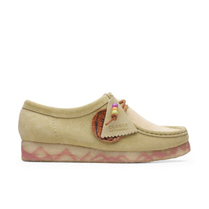
                  
                    Clarks x Aries Wallabee - INVINCIBLE
                  
                