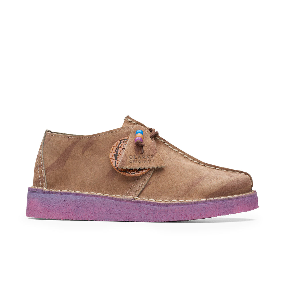 
                  
                    Clarks x Aries Desert Trek - INVINCIBLE
                  
                