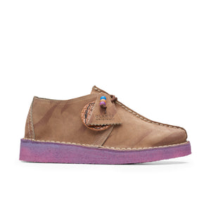 
                  
                    Clarks x Aries Desert Trek - INVINCIBLE
                  
                