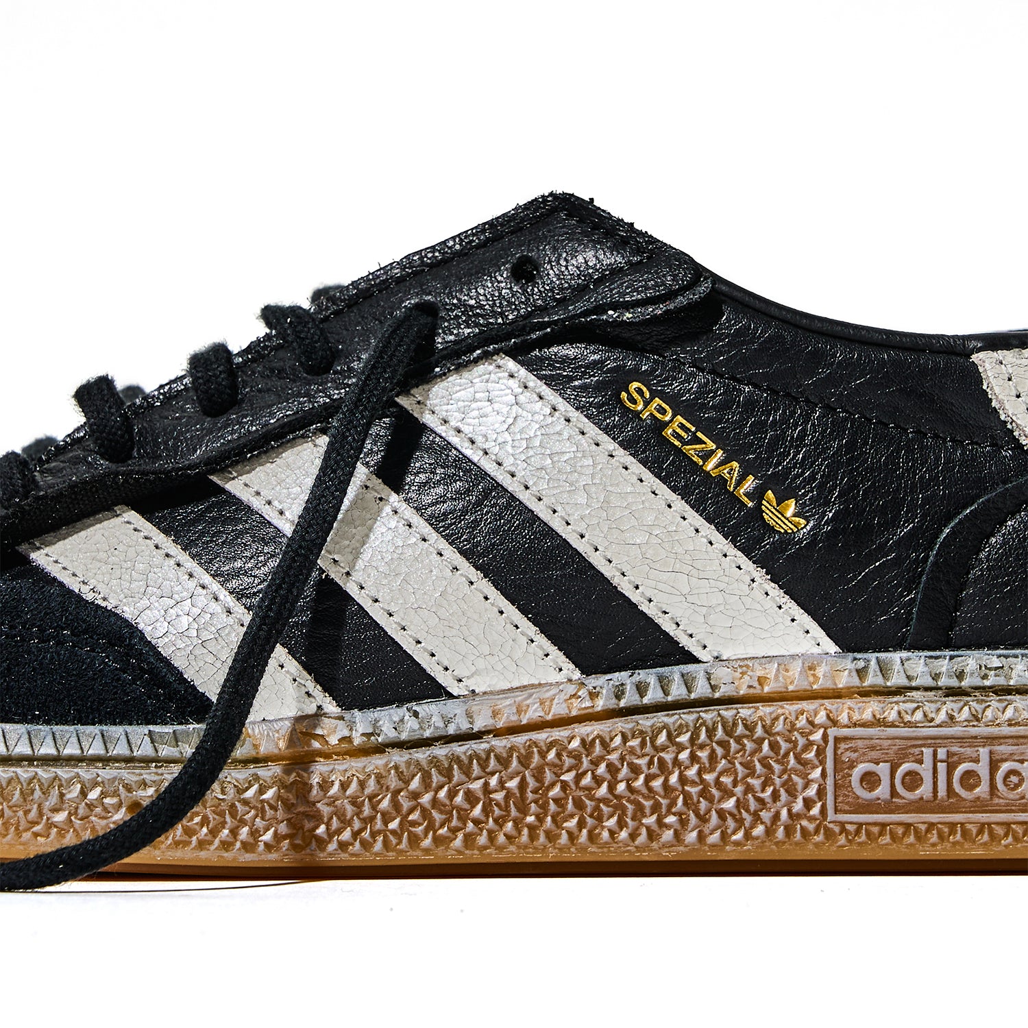 Adidas x INVINCIBLE Handball Spezial - INVINCIBLE