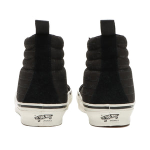 
                  
                    Vans Vault OG Sk8-Hi LX x Doe - INVINCIBLE
                  
                