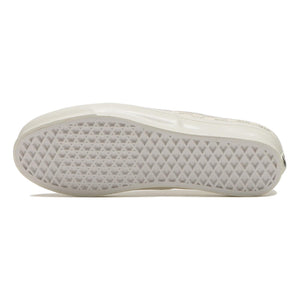 
                  
                    Vans Vault OG Authentic LX x Doe - INVINCIBLE
                  
                