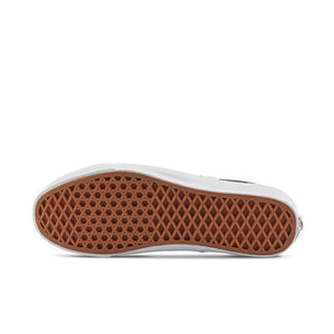 
                  
                    UA OG Classic Slip-On LX - INVINCIBLE
                  
                