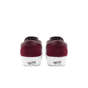 
                  
                    UA OG Classic Slip-On LX - INVINCIBLE
                  
                