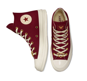 
                  
                    Chuck 70 Hi Hearts W - INVINCIBLE
                  
                