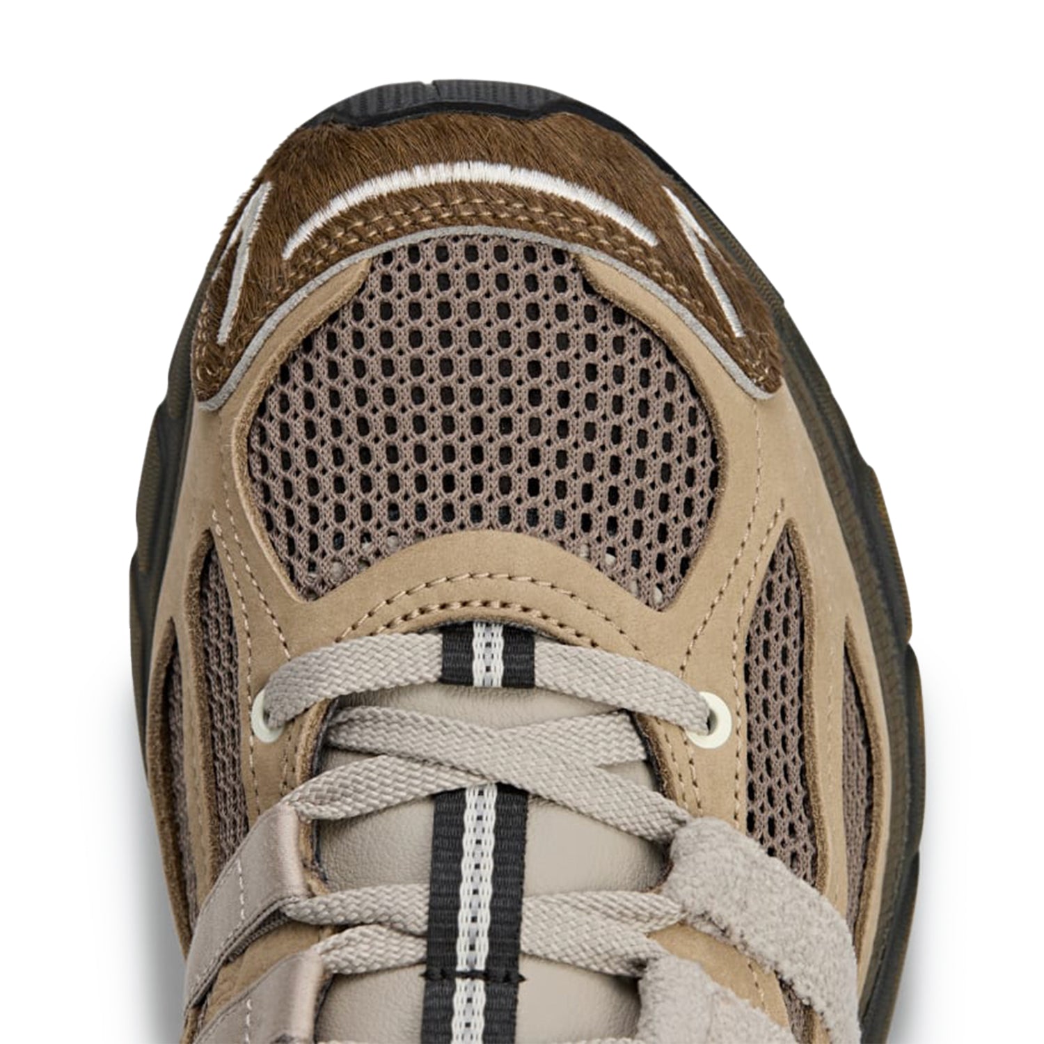 Adistar Cushion SFTM - INVINCIBLE
