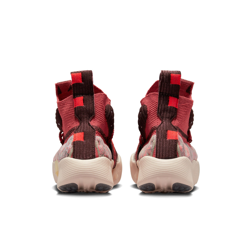 
                  
                    ISPA Sense Flyknit - INVINCIBLE
                  
                