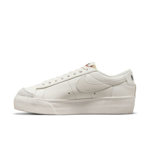 
                  
                    Blazer Low Platform 'Triple Sail' W - INVINCIBLE
                  
                