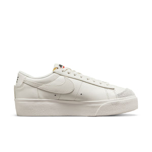 
                  
                    Blazer Low Platform 'Triple Sail' W - INVINCIBLE
                  
                