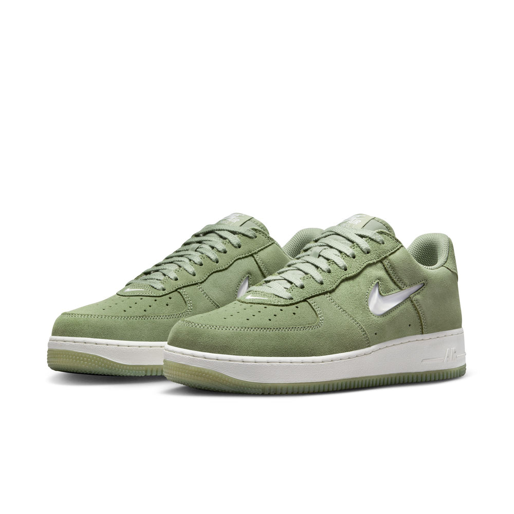 
                  
                    Air Force 1 Low Retro 'Green Suede' - INVINCIBLE
                  
                