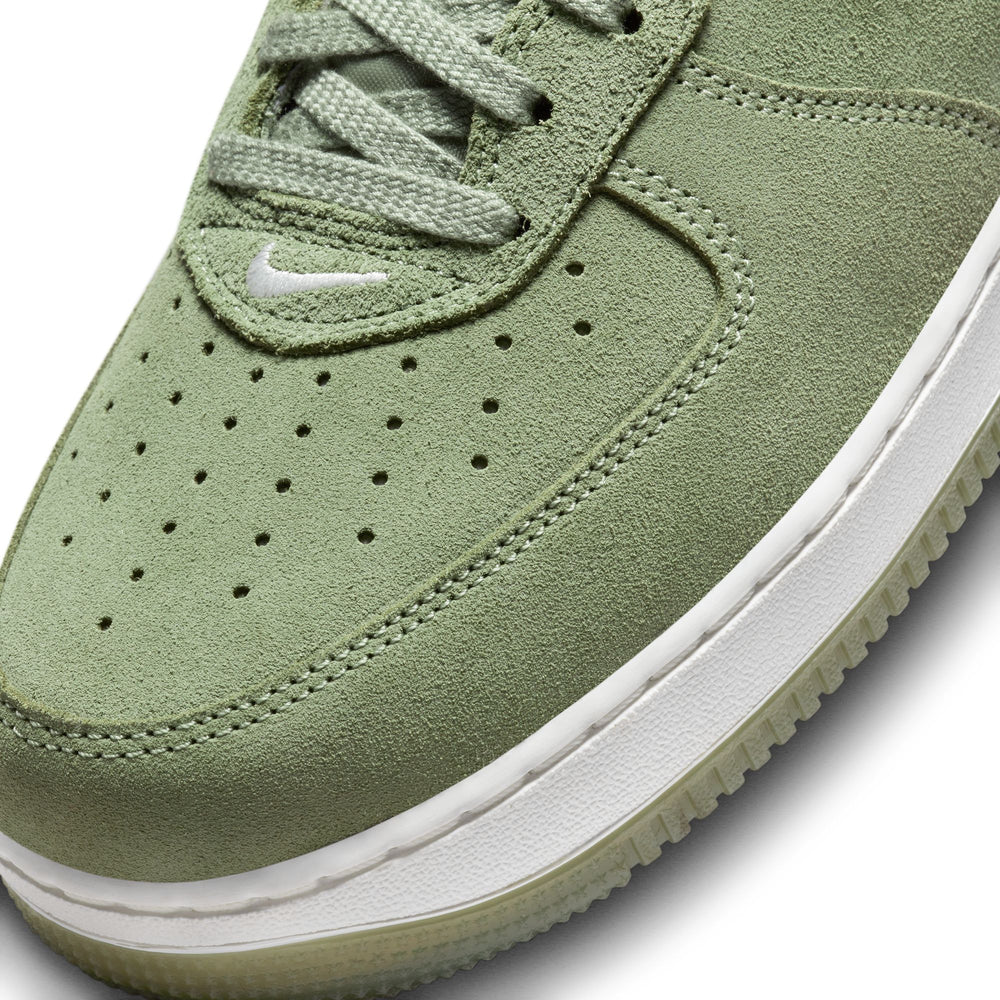 
                  
                    Air Force 1 Low Retro 'Green Suede' - INVINCIBLE
                  
                