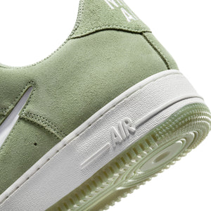 
                  
                    Air Force 1 Low Retro 'Green Suede' - INVINCIBLE
                  
                