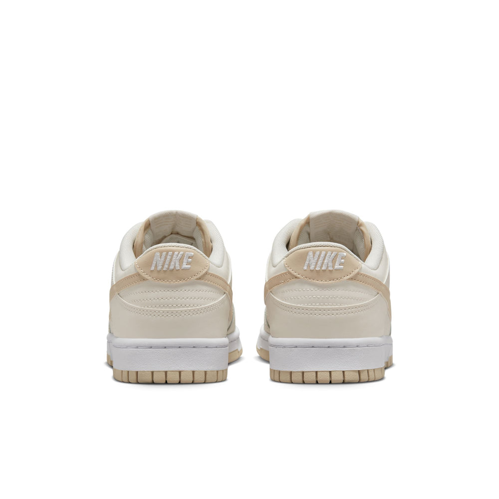 
                  
                    Dunk Low Retro 'Phantom Sanddrift' - INVINCIBLE
                  
                