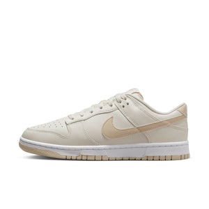 
                  
                    Dunk Low Retro 'Phantom Sanddrift' - INVINCIBLE
                  
                