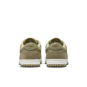 
                  
                    Dunk Low PRM MF 'Neutral Olive' W - INVINCIBLE
                  
                