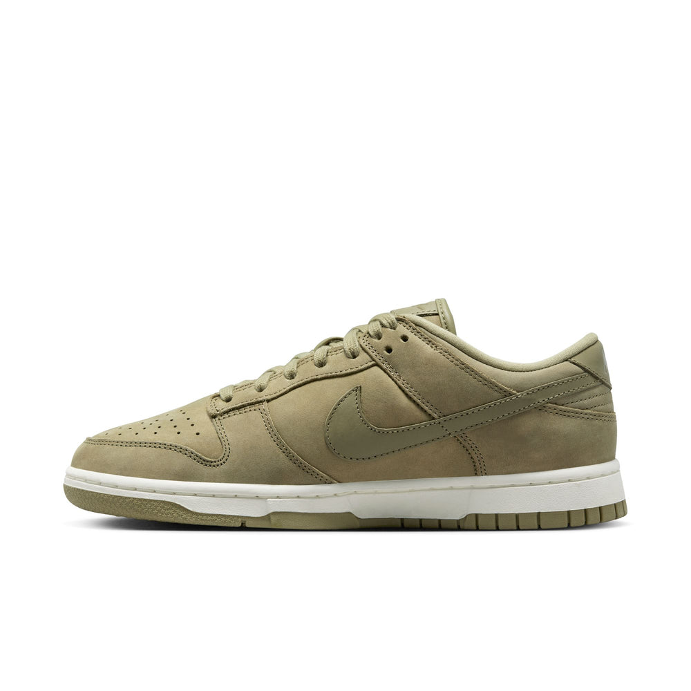 
                  
                    Dunk Low PRM MF 'Neutral Olive' W - INVINCIBLE
                  
                