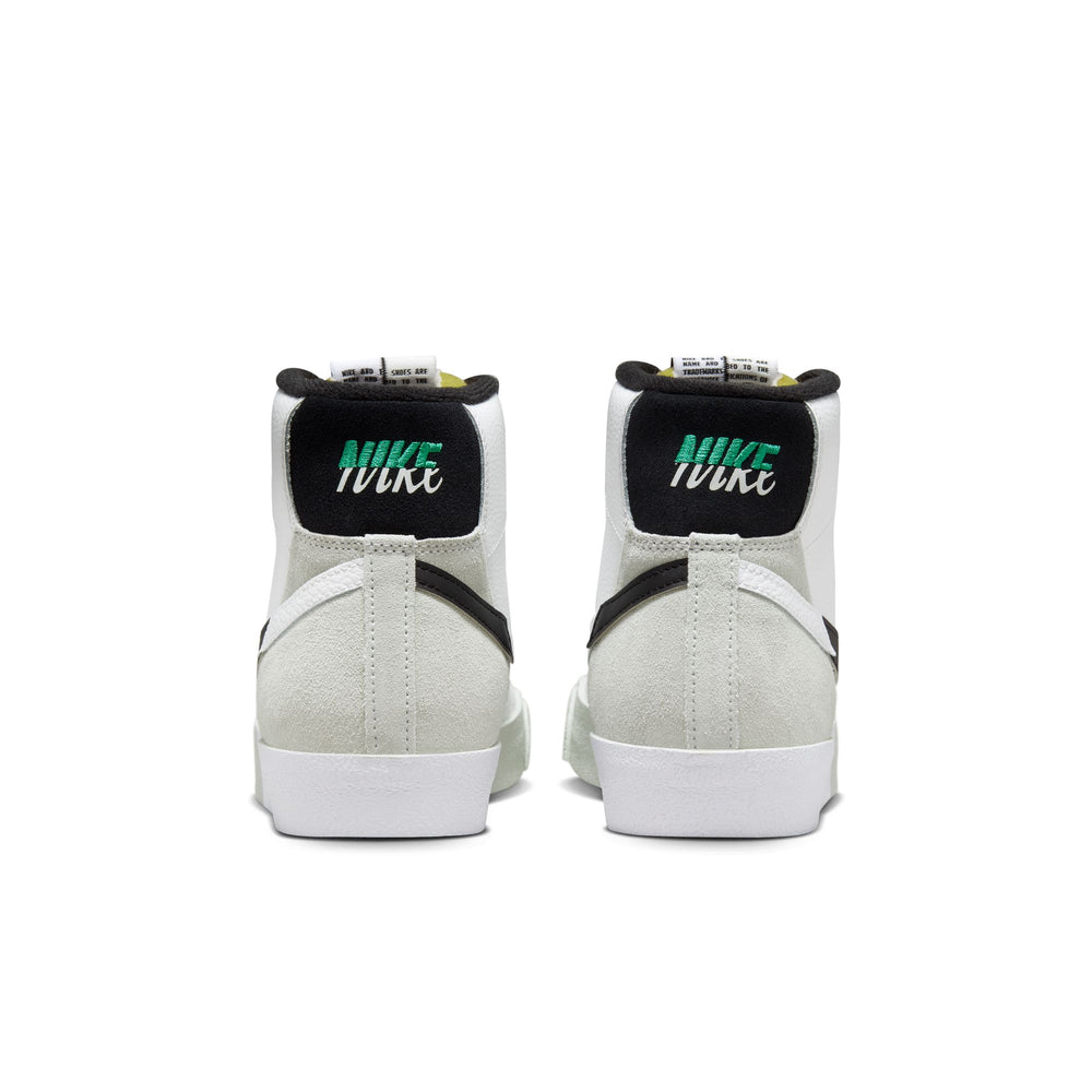 
                  
                    Blazer Mid '77 Premium - INVINCIBLE
                  
                