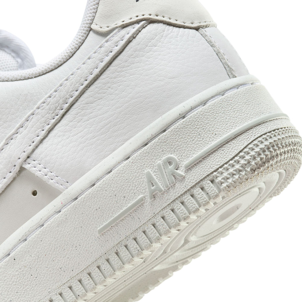 Air Force 1 '07 LX 'Light and Photon Dust' W - INVINCIBLE