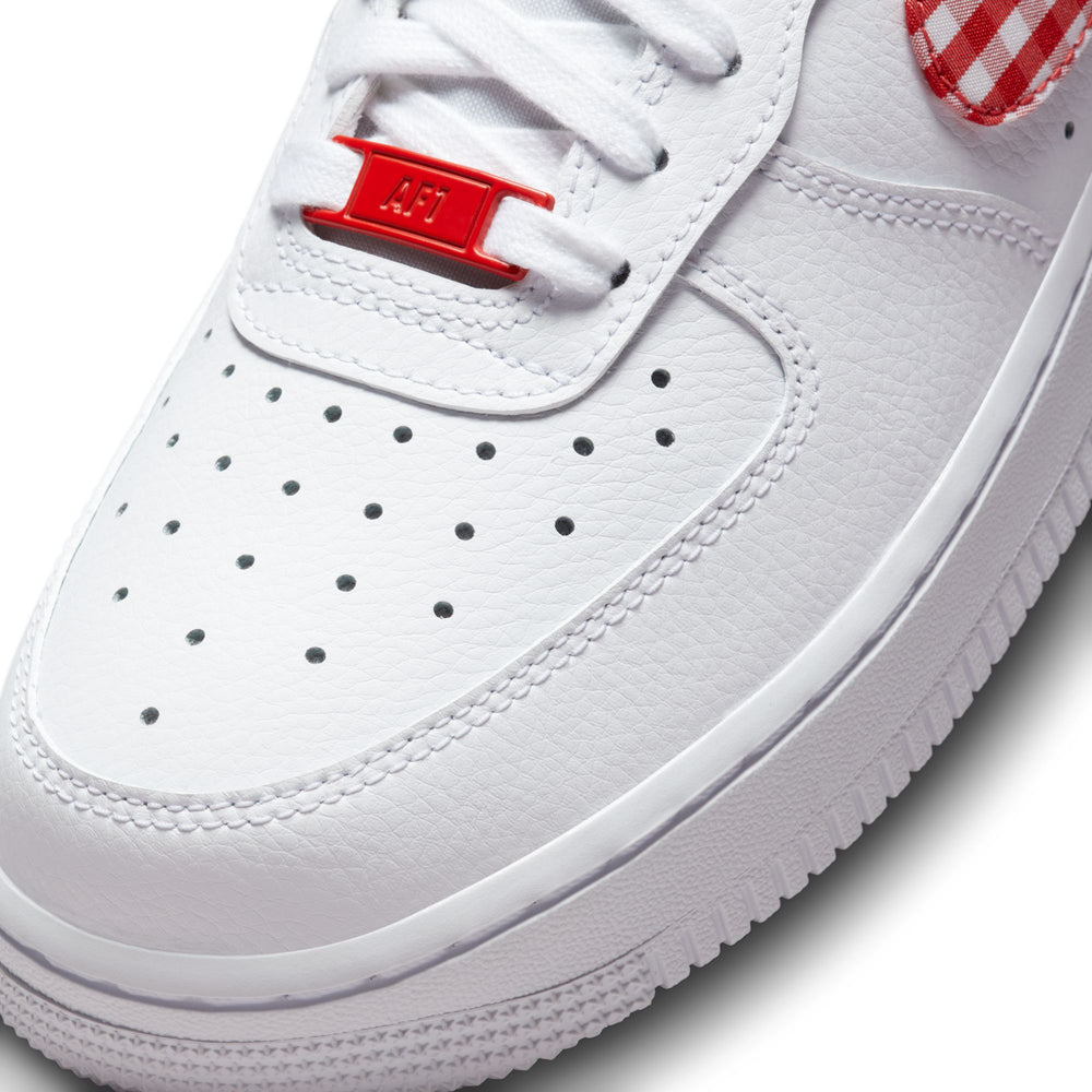 
                  
                    Air Force 1 '07 'Red Gingham' W - INVINCIBLE
                  
                