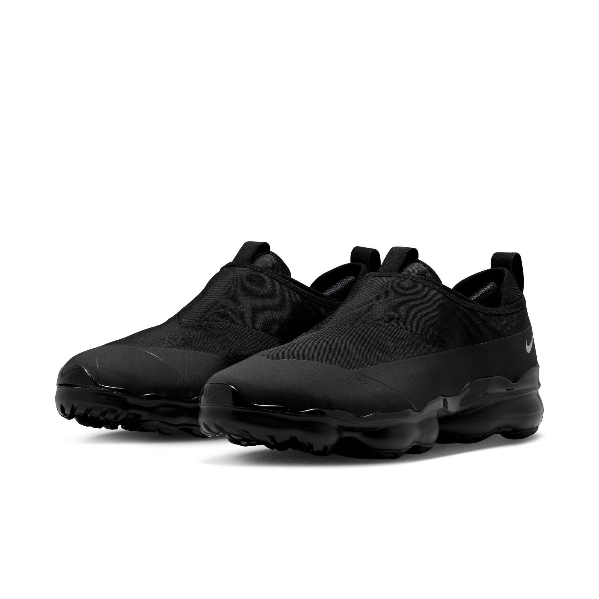 Air VaporMax Moc Roam - INVINCIBLE