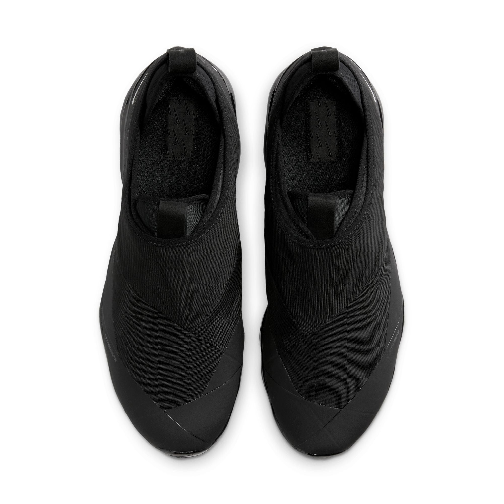 Air VaporMax Moc Roam - INVINCIBLE