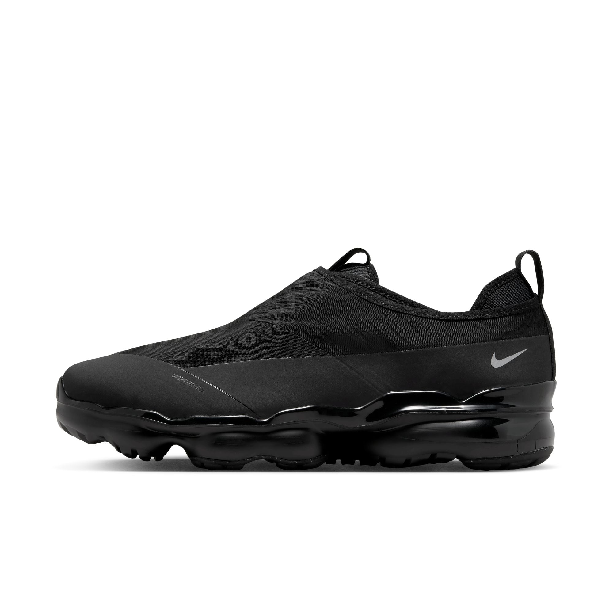 Air VaporMax Moc Roam - INVINCIBLE