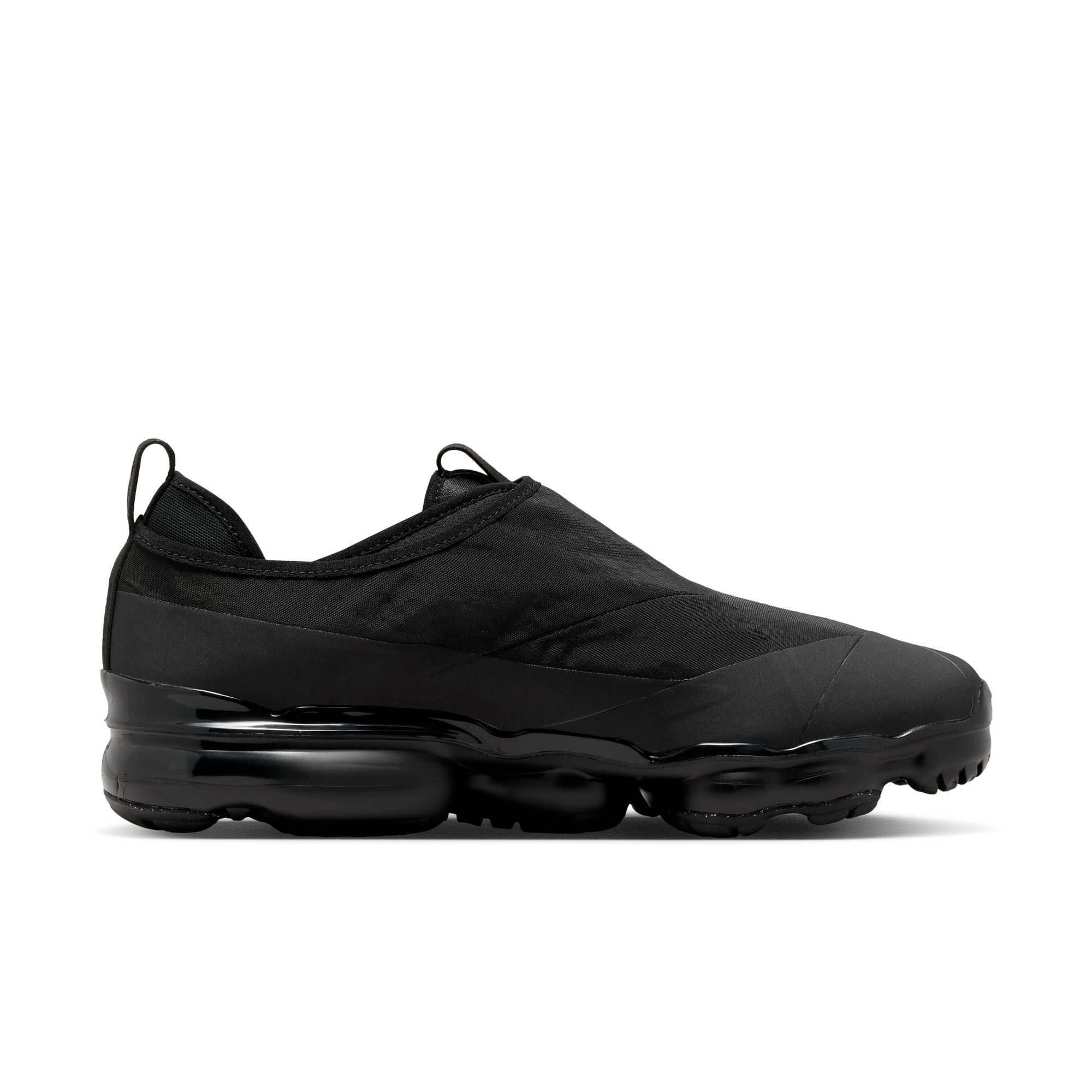 Air VaporMax Moc Roam - INVINCIBLE
