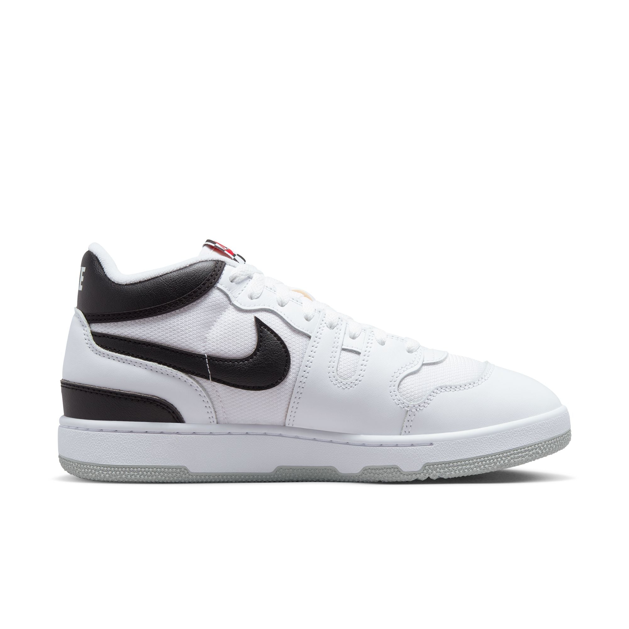 Nike Attack 'Black and White' - INVINCIBLE