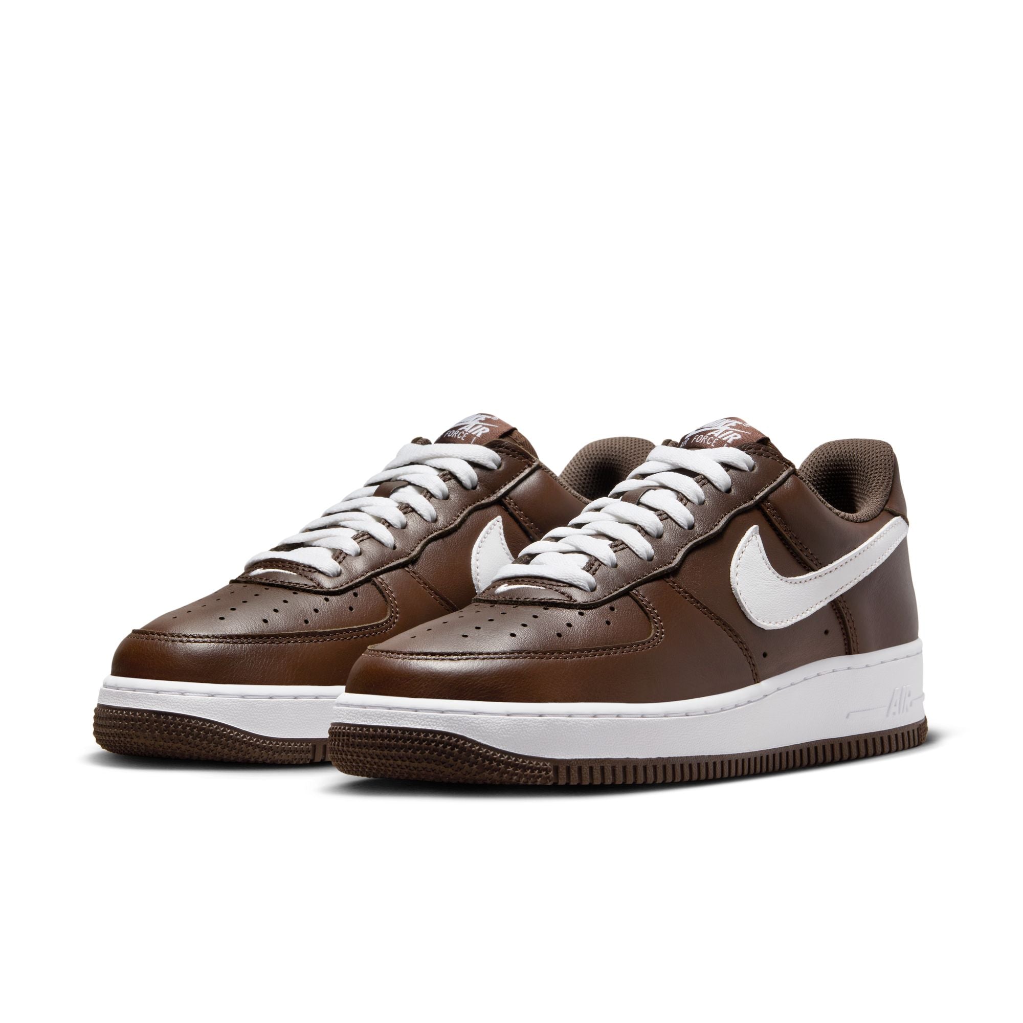 Air Force 1 Low Retro 'Chocolate' - INVINCIBLE
