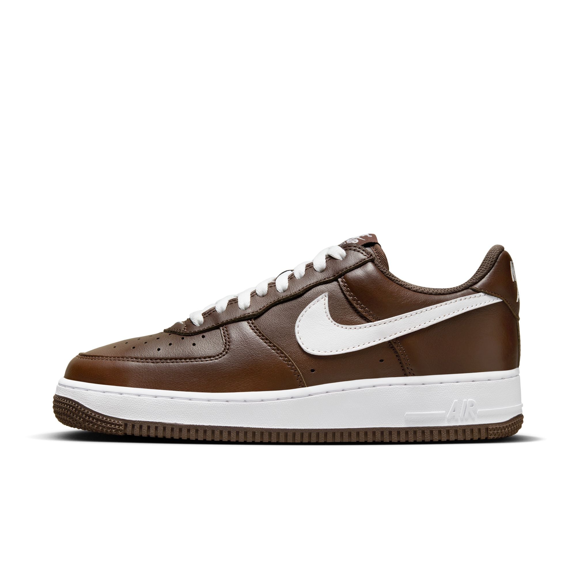 Air Force 1 Low Retro 'Chocolate' - INVINCIBLE