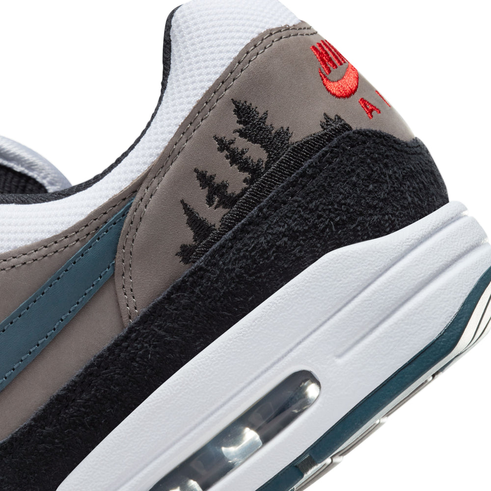 
                  
                    Air Max 1 Premium 'Escape' - INVINCIBLE
                  
                