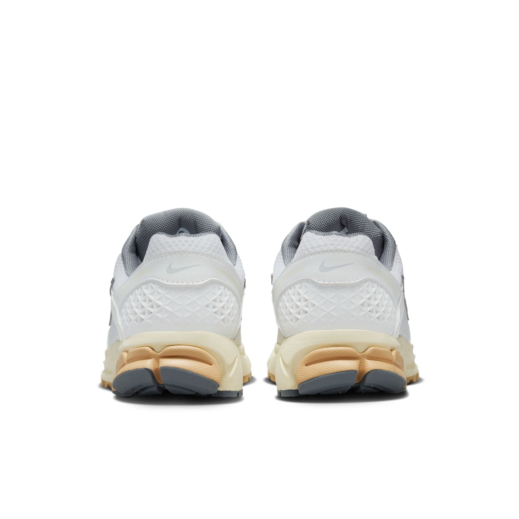 Women's Zoom Vomero 5 'Summit White Pure Platinum' - INVINCIBLE