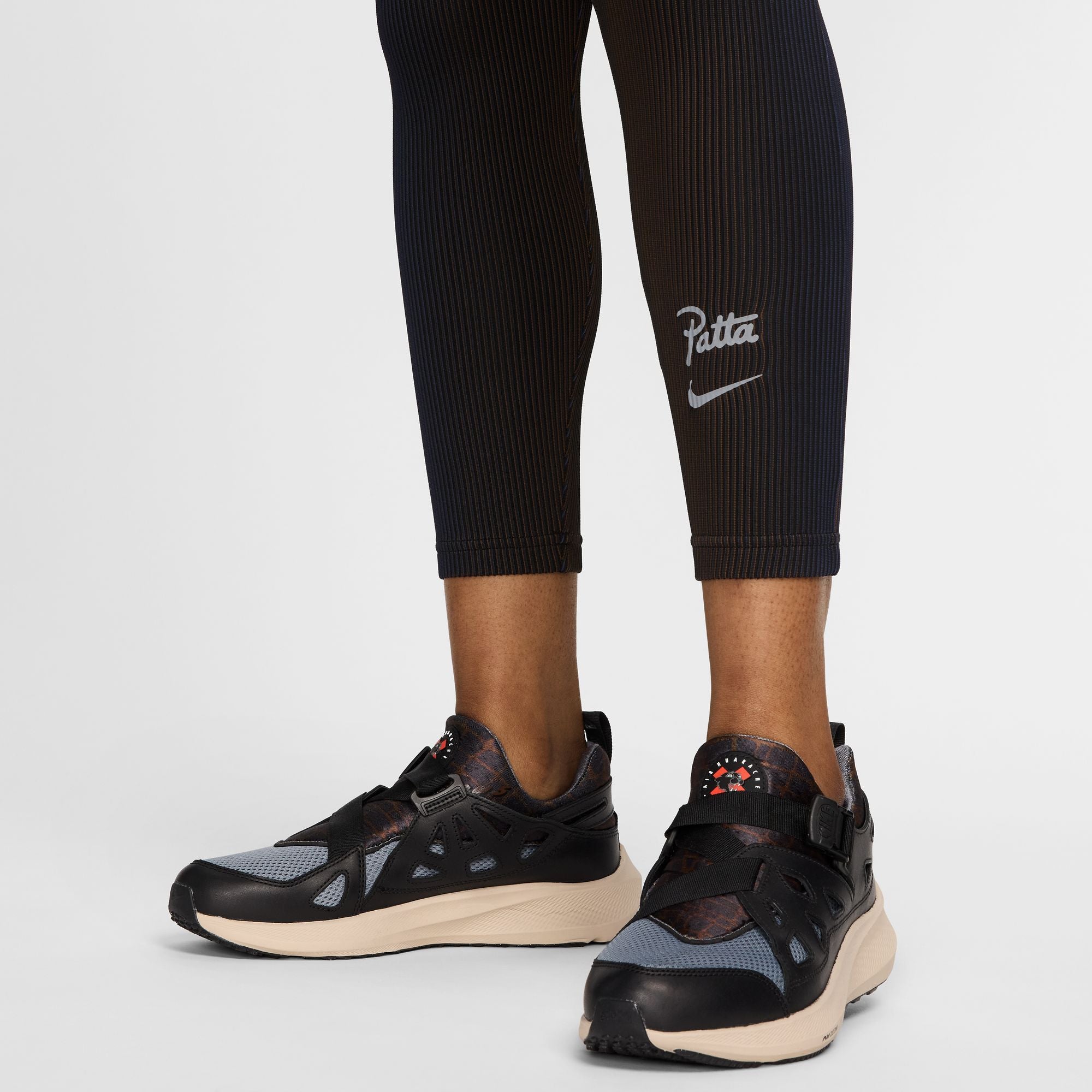 Nike x Patta Leggings - INVINCIBLE