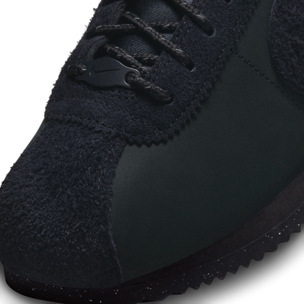 Cortez PRM 'Triple Black' W - INVINCIBLE