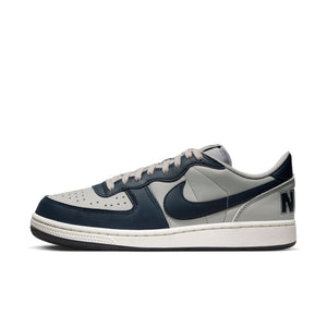 
                  
                    Terminator Low 'Georgetown' - INVINCIBLE
                  
                