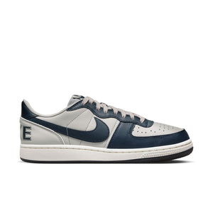 
                  
                    Terminator Low 'Georgetown' - INVINCIBLE
                  
                