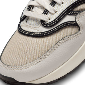 
                  
                    Air Max 1 '86 Premium 'World Make' - INVINCIBLE
                  
                