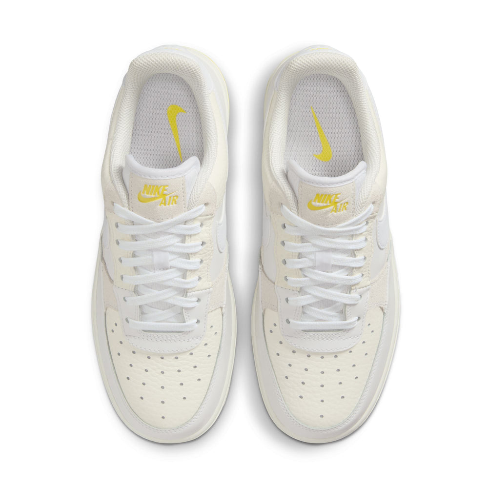 
                  
                    Air Force 1 '07 'White Opti Yellow' W - INVINCIBLE
                  
                