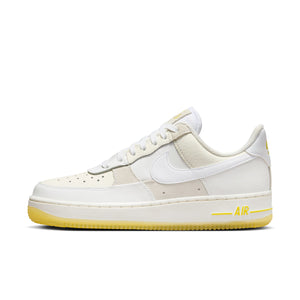 
                  
                    Air Force 1 '07 'White Opti Yellow' W - INVINCIBLE
                  
                