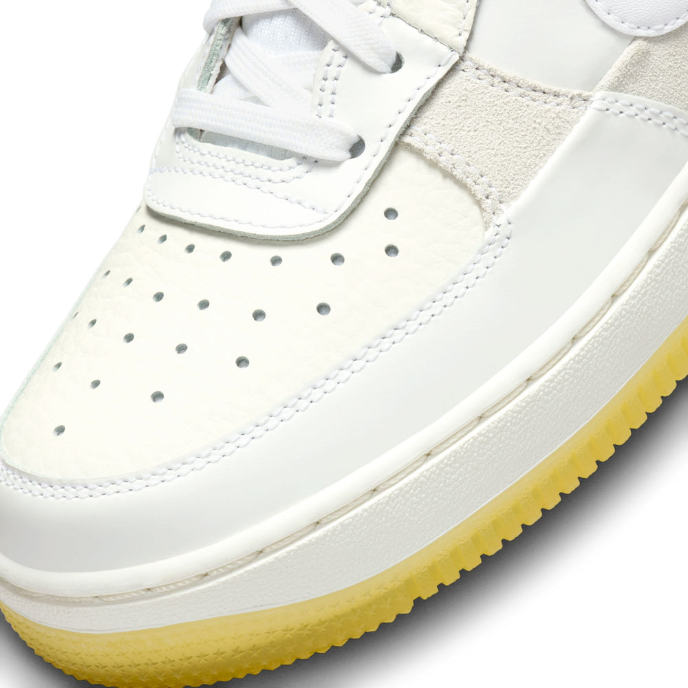 
                  
                    Air Force 1 '07 'White Opti Yellow' W - INVINCIBLE
                  
                